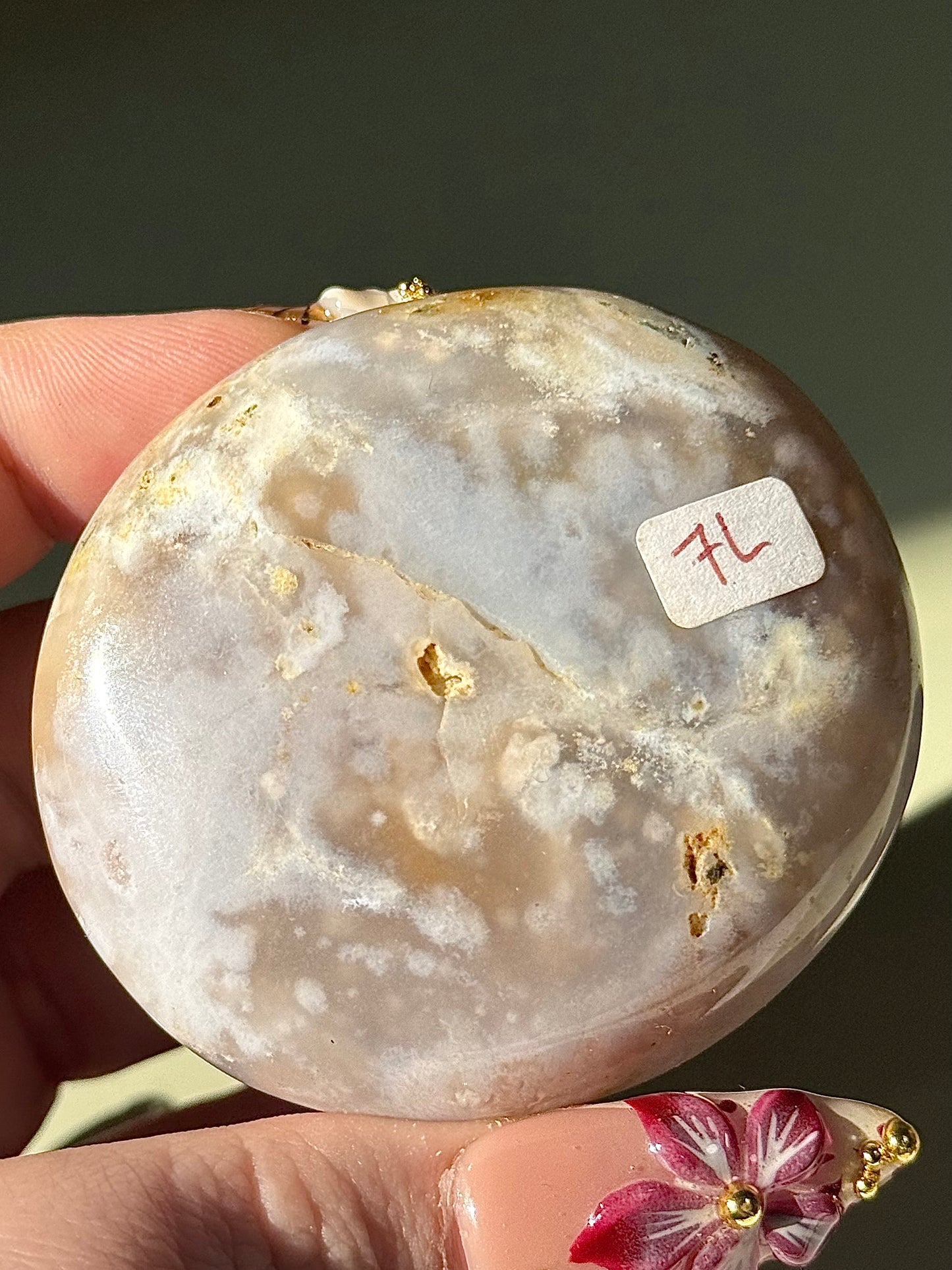 Blue Flower Agate Palm Stone.