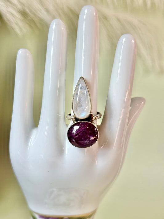Sterling silver star Ruby with rainbow moonstone ring. Size 9.