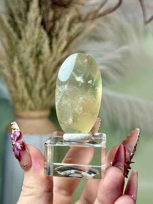 Rare Gem grade Sage moonstone with blue flash palm stone. From Tanzania. (With Sunstone!)