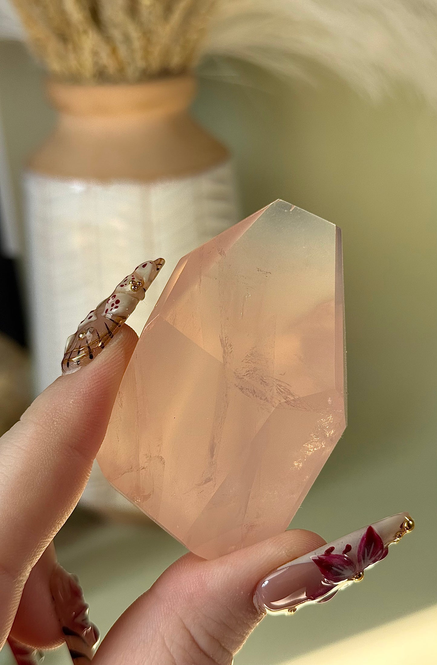 Mozambique rose Quartz gem.
