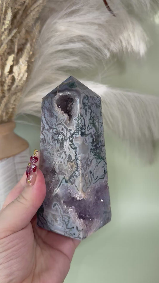 Moss Agate tower with Amethyst